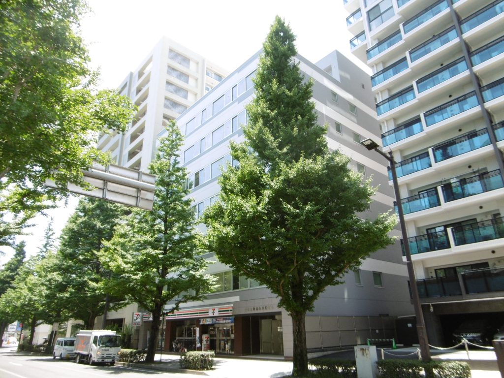 愛宕上杉通り沿い 1階にコンビニ 仙台オフィス Com 愛宕上杉通り沿い 1階にコンビニ 仙台オフィス Com